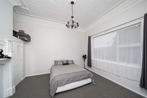 Photo of property in 46 Collins Street, Hawera, 4610