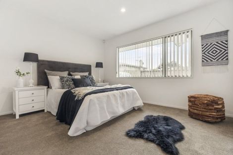 Photo of property in 128a Gloucester Road, Manurewa, Auckland, 2102
