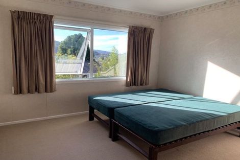 Photo of property in 11 Ridd Crescent, Karori, Wellington, 6012