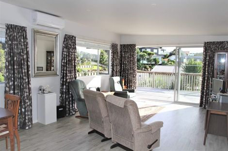 Photo of property in 6 Protea Drive, Cable Bay, 0420