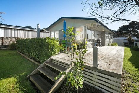 Photo of property in 34 Ocean View Road, Waihi Beach, 3611