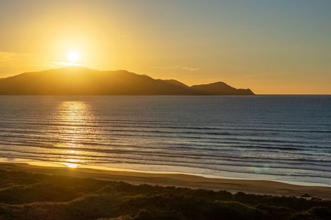 Photo of property in 47 Pingoa Lane, Peka Peka, Waikanae, 5391