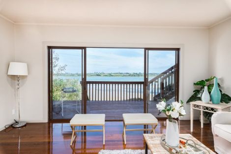 Photo of property in 7 Ferry Parade, Herald Island, Auckland, 0618