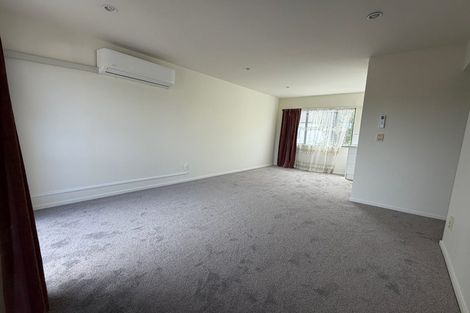 Photo of property in Lynn Park Terrace, 10/12 Ambrico Place, New Lynn, Auckland, 0600