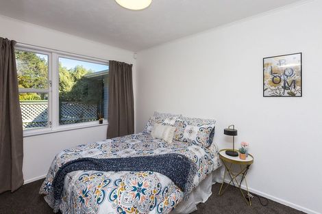 Photo of property in 39 Vista Crescent, Maoribank, Upper Hutt, 5018