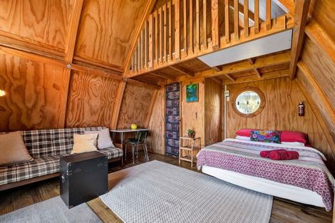 Photo of property in 7091 South Road, Warea, New Plymouth, 4381