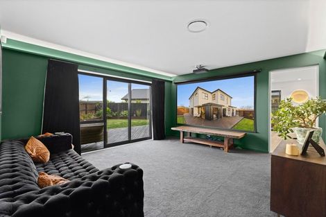 Photo of property in 1 De Surville Way, Pegasus, 7612