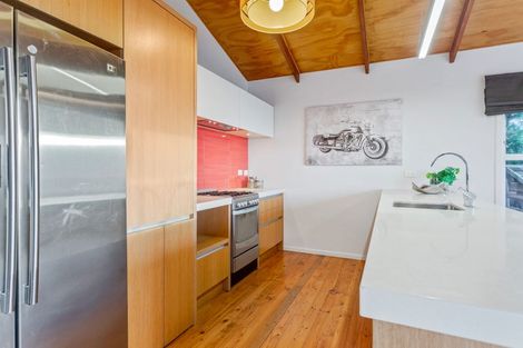 Photo of property in 26 Edwin Mitchelson Road, Muriwai, Waimauku, 0881