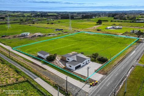 Photo of property in 157 Nixon Road, Taupaki, Henderson, 0782