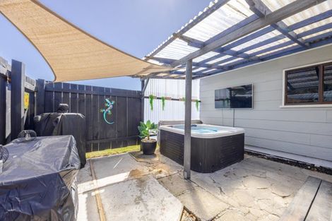 Photo of property in 14 Redwood Drive, Waipukurau, 4200
