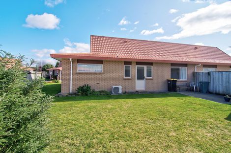 Photo of property in Holdsworth Villas, 62/2 William Donald Drive, Solway, Masterton, 5810