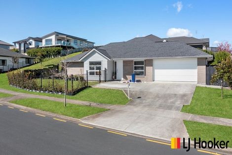 Photo of property in 48 Hillpark Drive, Pokeno, 2402