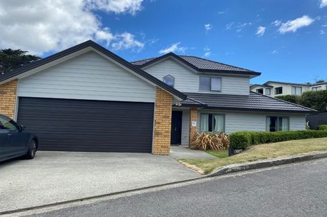 Photo of property in 28 Saunders Close, Whitby, Porirua, 5024