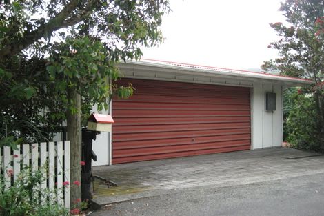 Photo of property in 9 Reserve Terrace, Lyttelton, 8082