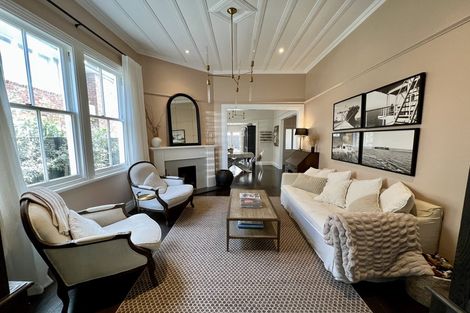 Photo of property in 2/2 Calliope Road, Devonport, Auckland, 0624