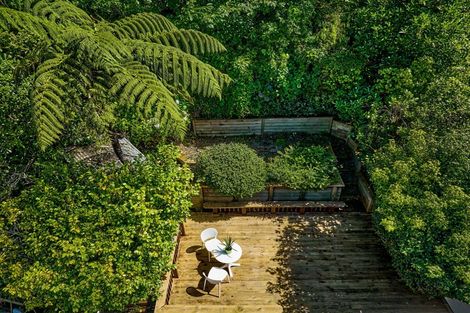 Photo of property in 39b Amapur Drive, Khandallah, Wellington, 6035