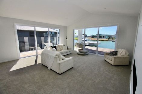 Photo of property in 15 Awatea Drive, Whitianga, 3510