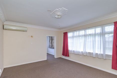 Photo of property in 68 Queen Street West, Levin, 5510