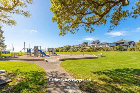 Photo of property in 1/22 Sandown Road, Rothesay Bay, Auckland, 0630