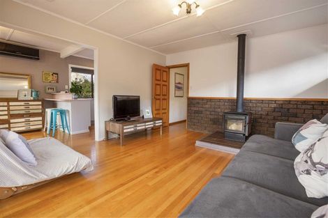 Photo of property in 31 Beazley Avenue, Paparangi, Wellington, 6037