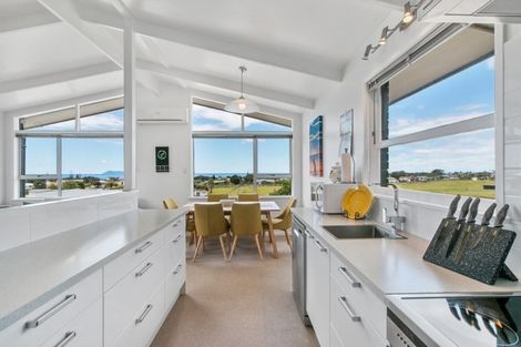 Photo of property in 56 The Crescent, Waihi Beach, 3611