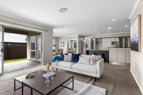 Photo of property in 92 Russell Robertson Drive, Havelock North, 4130