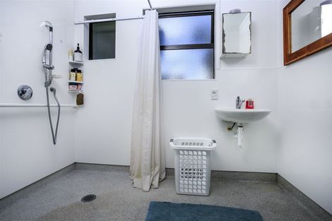 Photo of property in 21a Lancaster Road, Beach Haven, Auckland, 0626