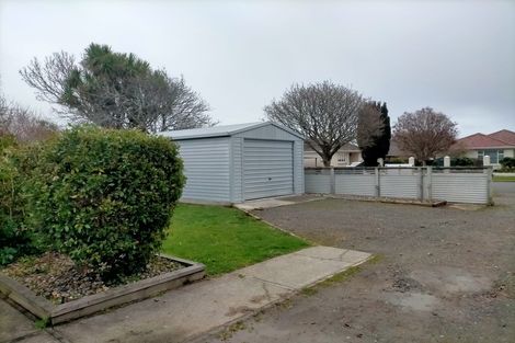 Photo of property in 51 Abbot Street, Waverley, Invercargill, 9810