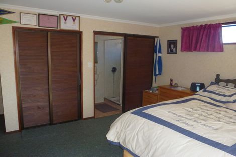 Photo of property in 28 Arnott Street, Alexandra, 9320