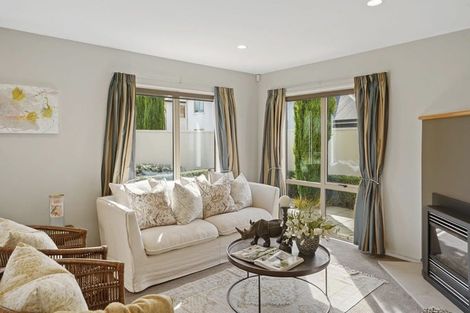 Photo of property in 21 Springfield Road, St Albans, Christchurch, 8014
