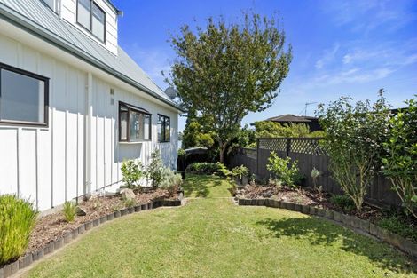 Photo of property in 3 Rangataua Street, Welcome Bay, Tauranga, 3112