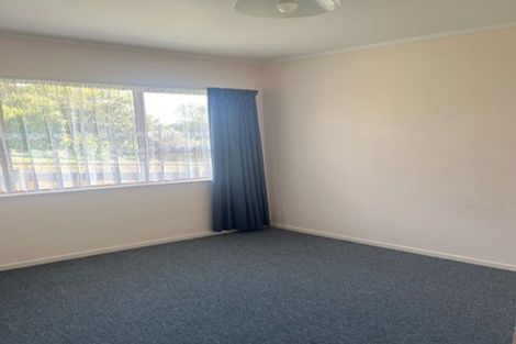 Photo of property in 1/31 Marlborough Avenue, Glenfield, Auckland, 0629