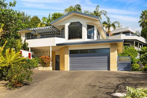 Photo of property in 35 Victory Street, Welcome Bay, Tauranga, 3112