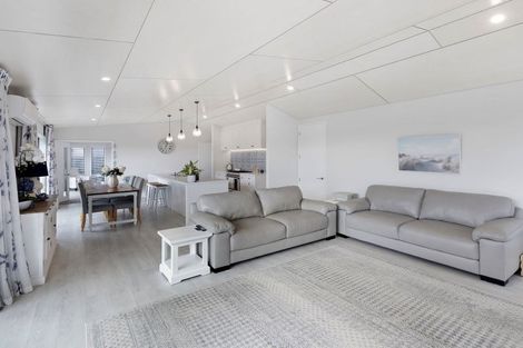 Photo of property in 117 Prestons Park Drive, Marshland, Christchurch, 8083