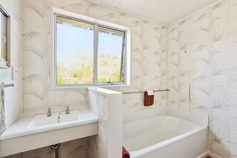 Photo of property in 11a Kingswood Grove, Raumati Beach, Paraparaumu, 5032