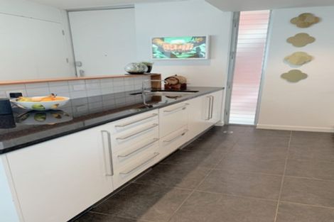 Photo of property in 4/22 The Crescent, Roseneath, Wellington, 6011