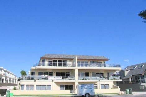 Photo of property in 3/45 Marine Parade, Mount Maunganui, 3116