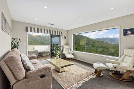 Photo of property in 92 Downing Street, Crofton Downs, Wellington, 6035