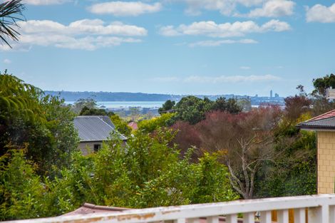 Photo of property in 101 Glengarry Road, Glen Eden, Auckland, 0602