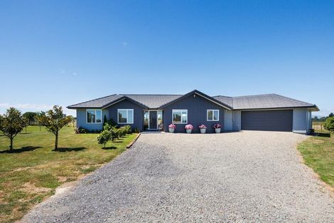 Photo of property in 1404a State Highway 3, Newbury, Palmerston North, 4475