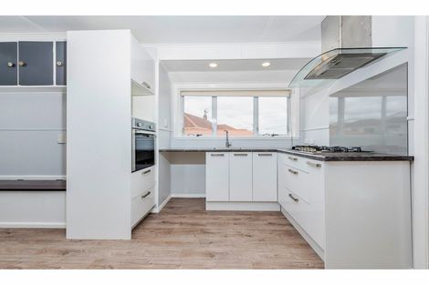 Photo of property in 1/23 Porchester Road, Papakura, 2110