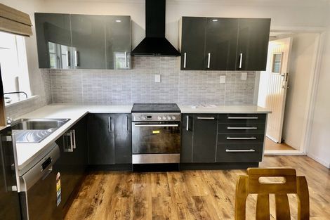 Photo of property in 63 Harris Crescent, Papanui, Christchurch, 8053