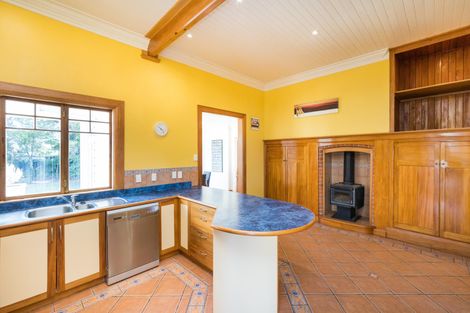 Photo of property in 92 Wood Street, Takaro, Palmerston North, 4410