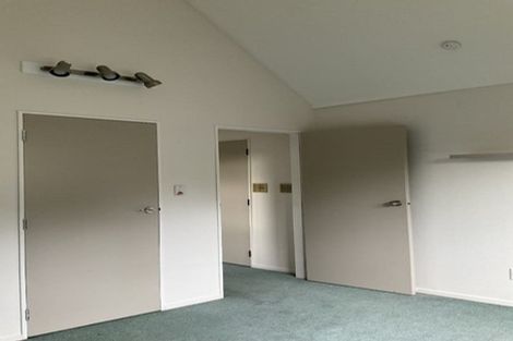 Photo of property in 14 Curacao Place, Grenada Village, Wellington, 6037