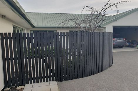 Photo of property in 59 Laing Crescent, Heathcote Valley, Christchurch, 8022