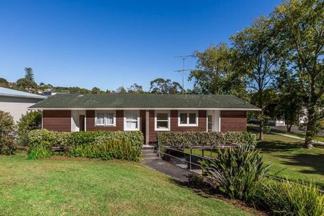 Photo of property in 20 Lake Road, Northcote, Auckland, 0627