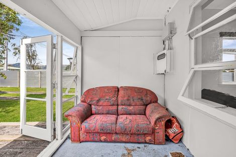 Photo of property in 26 Stout Street, Shannon, 4821