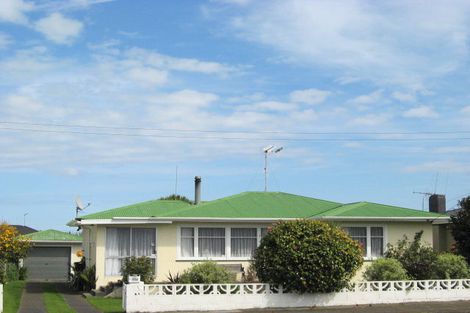 Photo of property in 11a Caius Avenue, Gonville, Whanganui, 4501