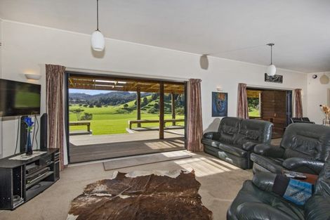 Photo of property in 942 Tapuhi Road, Hukerenui, Hikurangi, 0182