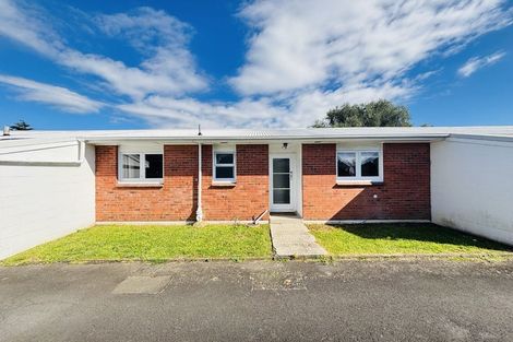 Photo of property in 2/76 Settlement Road, Papakura, 2110